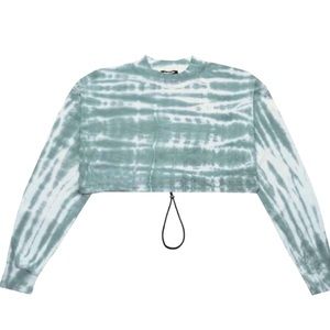 ***Talentless Women’s Cinch Crop Crew- Tiger Wash Blue Spruce***